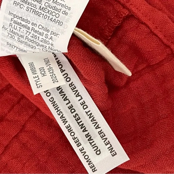 Women's Red Button-Back Peplum Top - Picture 6 of 9